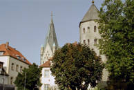 Dom (11.-13. Jh.) und Gaukirche (um 1180)